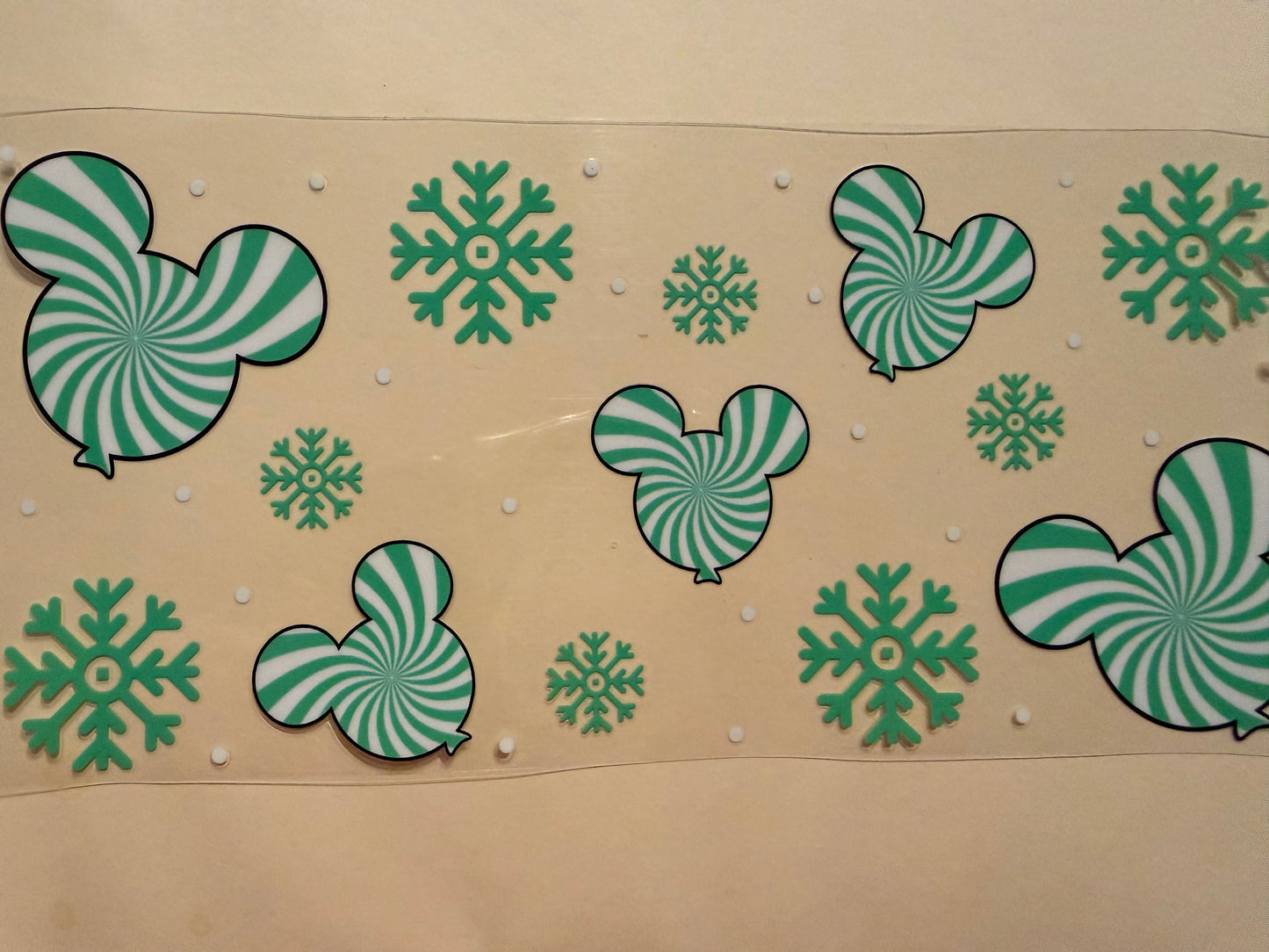 Holiday Wrap 85