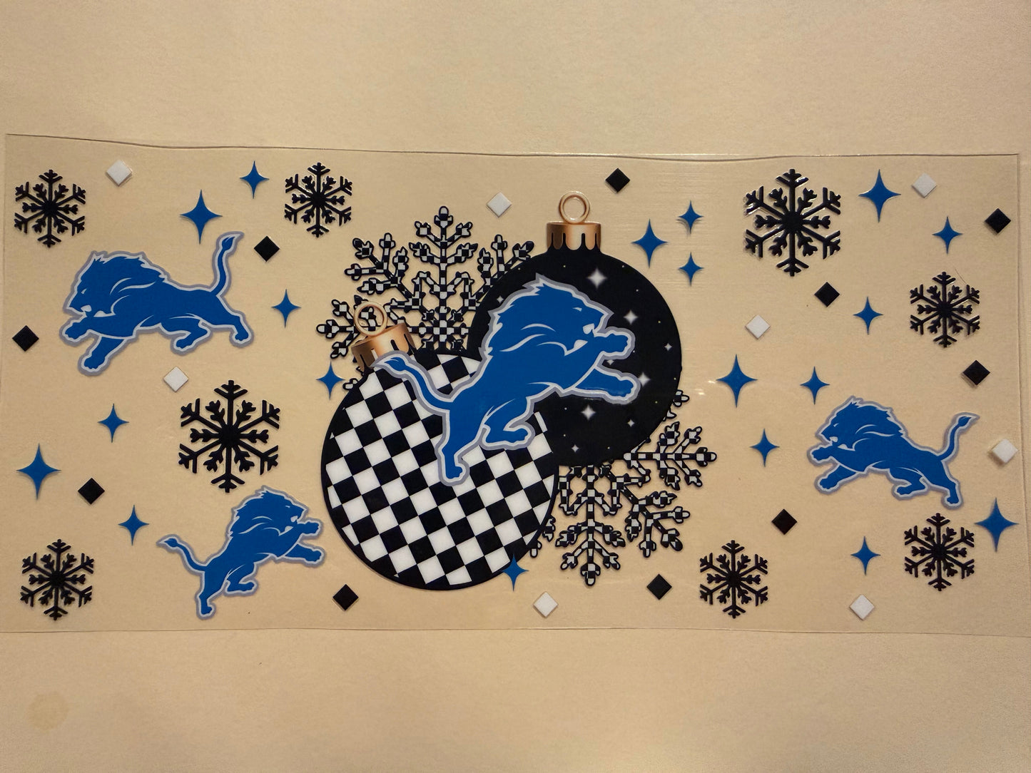 Holiday Wrap 208