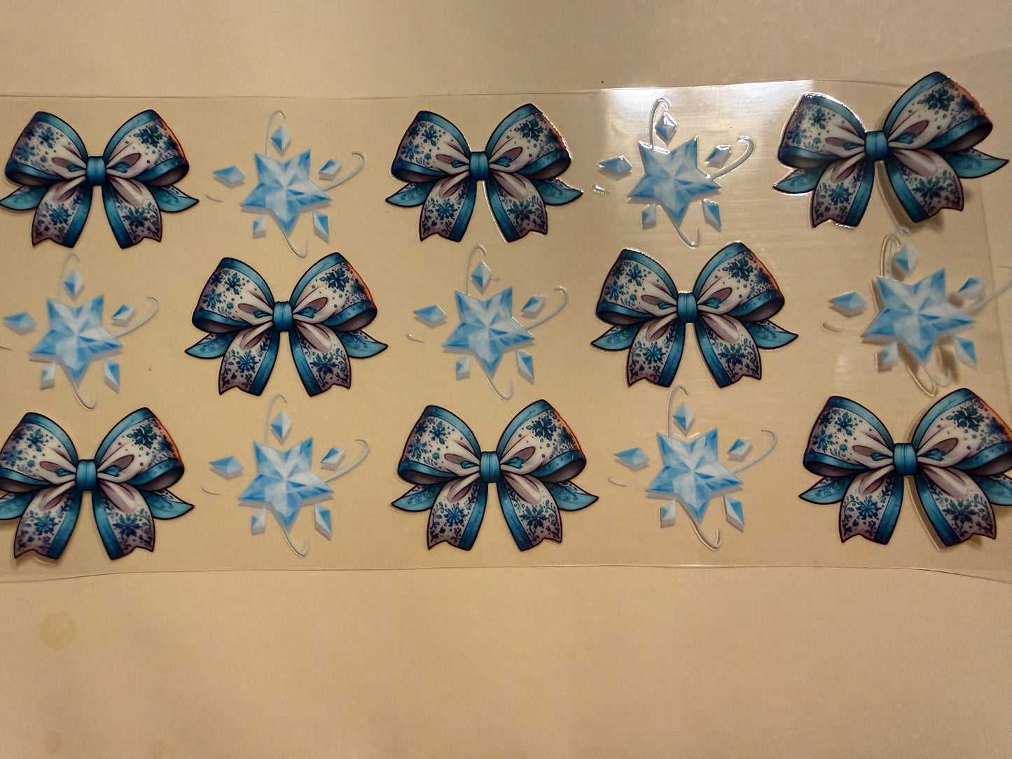 Holiday Wrap 228
