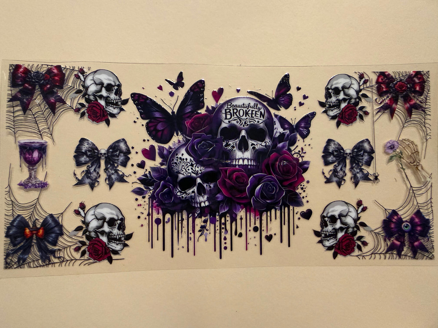 16 oz. Skulls 19