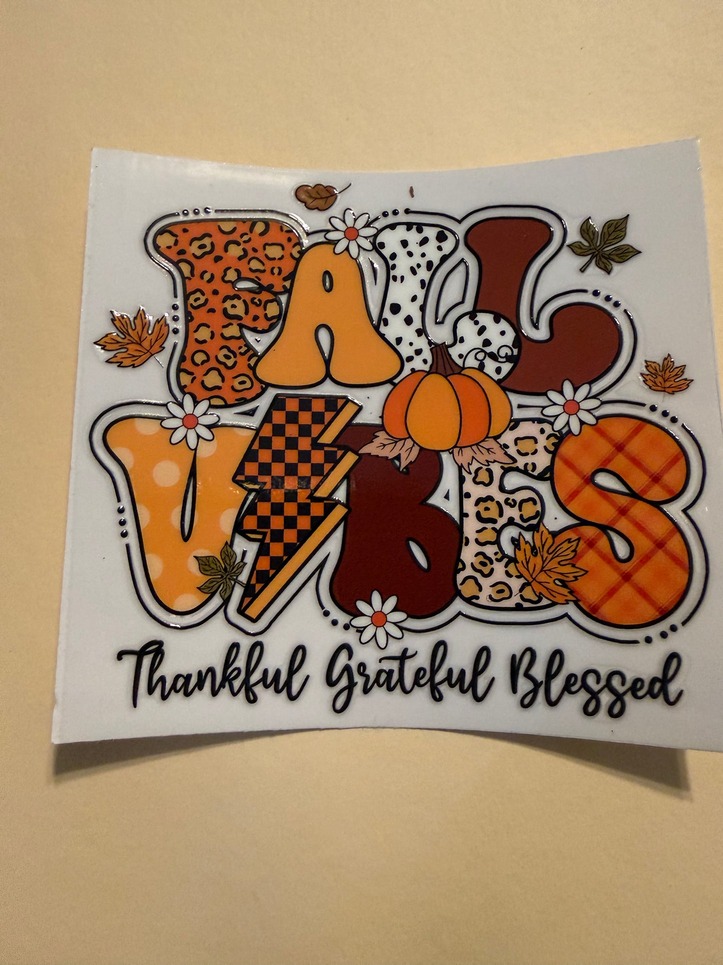 Decal Holiday 83